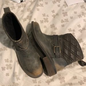 Lucky Brand Distressed Bootie. Leather Upper Size 7